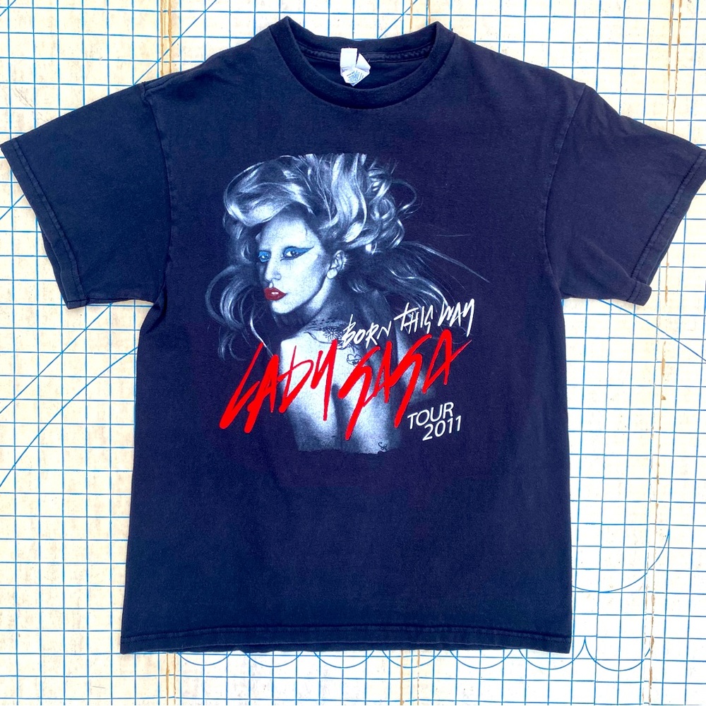 Lady Gaga Born This Way Tour Tee Shirt Black Cotton T-shirt small 2011